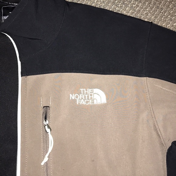 North face zip up - Picture 3 of 3